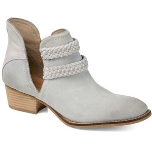 JOURNEE SIGNATURE Womens Gray Side Cutouts Almond Toe Block Heel Leather Booties
